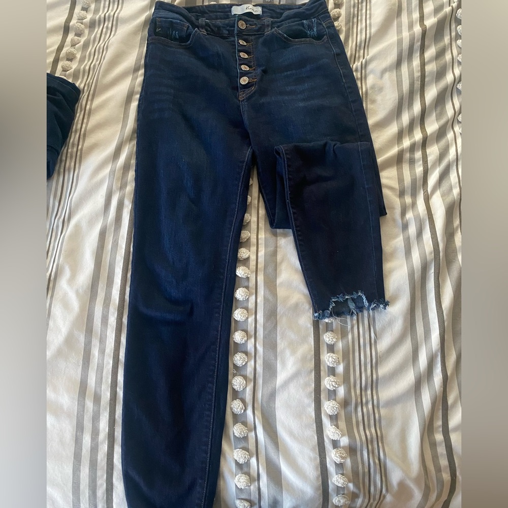 Kancan Skinny Jeans. Size 28